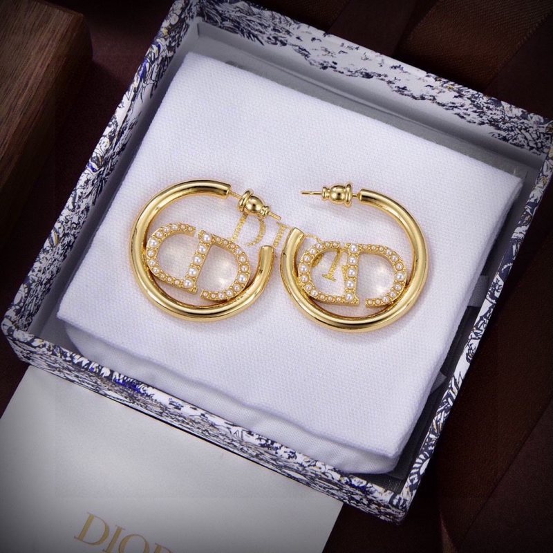 chr1st1an D10r earrings
